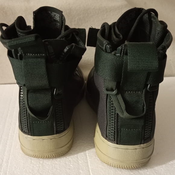 Nike Urban Utility FTWR -Type W SF-AF1 Mid ,Women's Size 10 - Picture 5 of 11